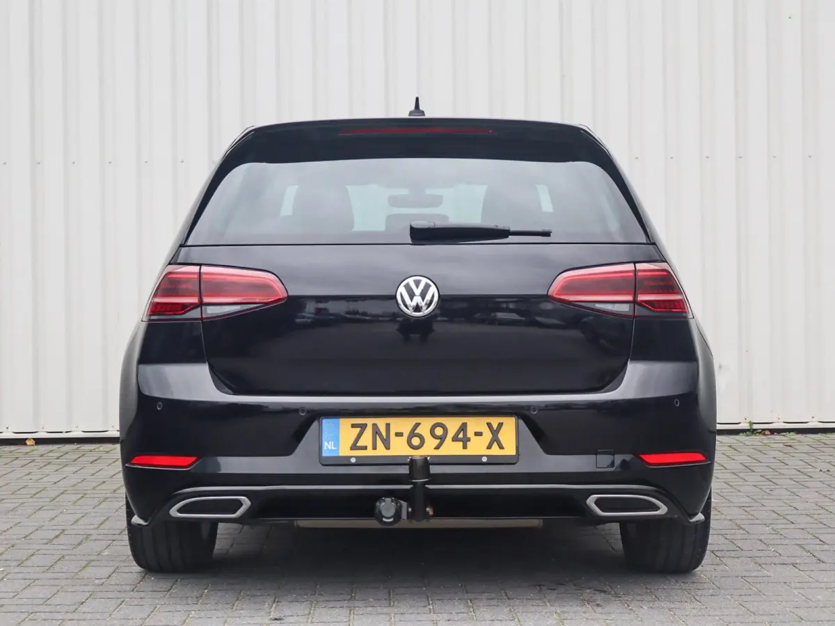 1.5 TSI 150pk DSG Highline Business R | Trekhaak | R Line | Achteruitrijcamera | Navigatie | Cruise control adaptief