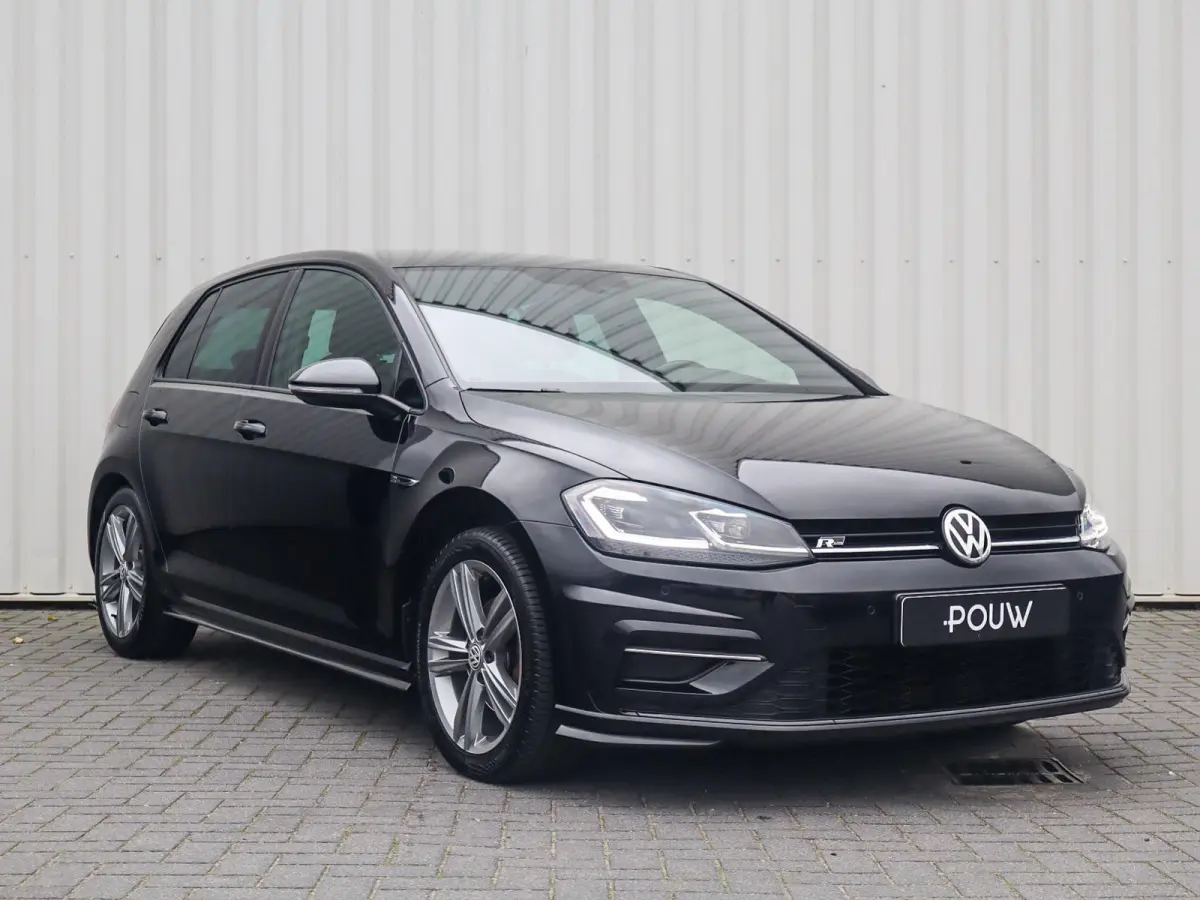 1.5 TSI 150pk DSG Highline Business R | Trekhaak | R Line | Achteruitrijcamera | Navigatie | Cruise control adaptief