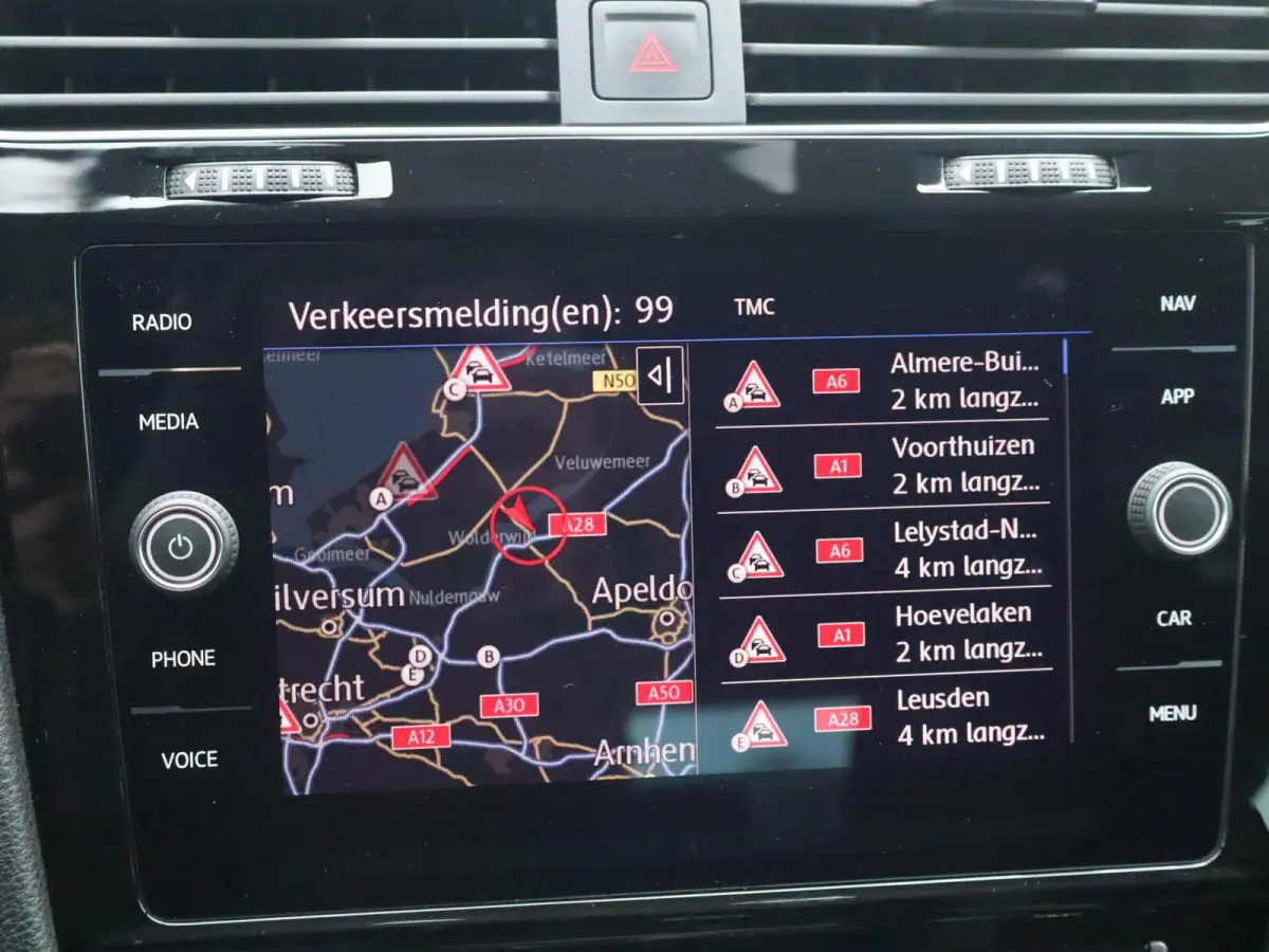 1.5 TSI 150pk DSG Highline Business R | Trekhaak | R Line | Achteruitrijcamera | Navigatie | Cruise control adaptief