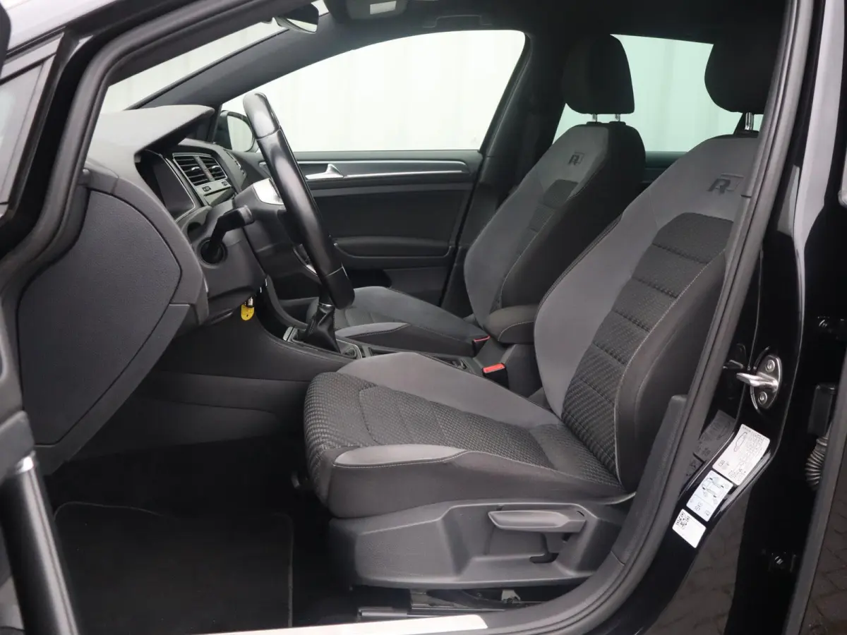 1.5 TSI 150pk DSG Highline Business R | Trekhaak | R Line | Achteruitrijcamera | Navigatie