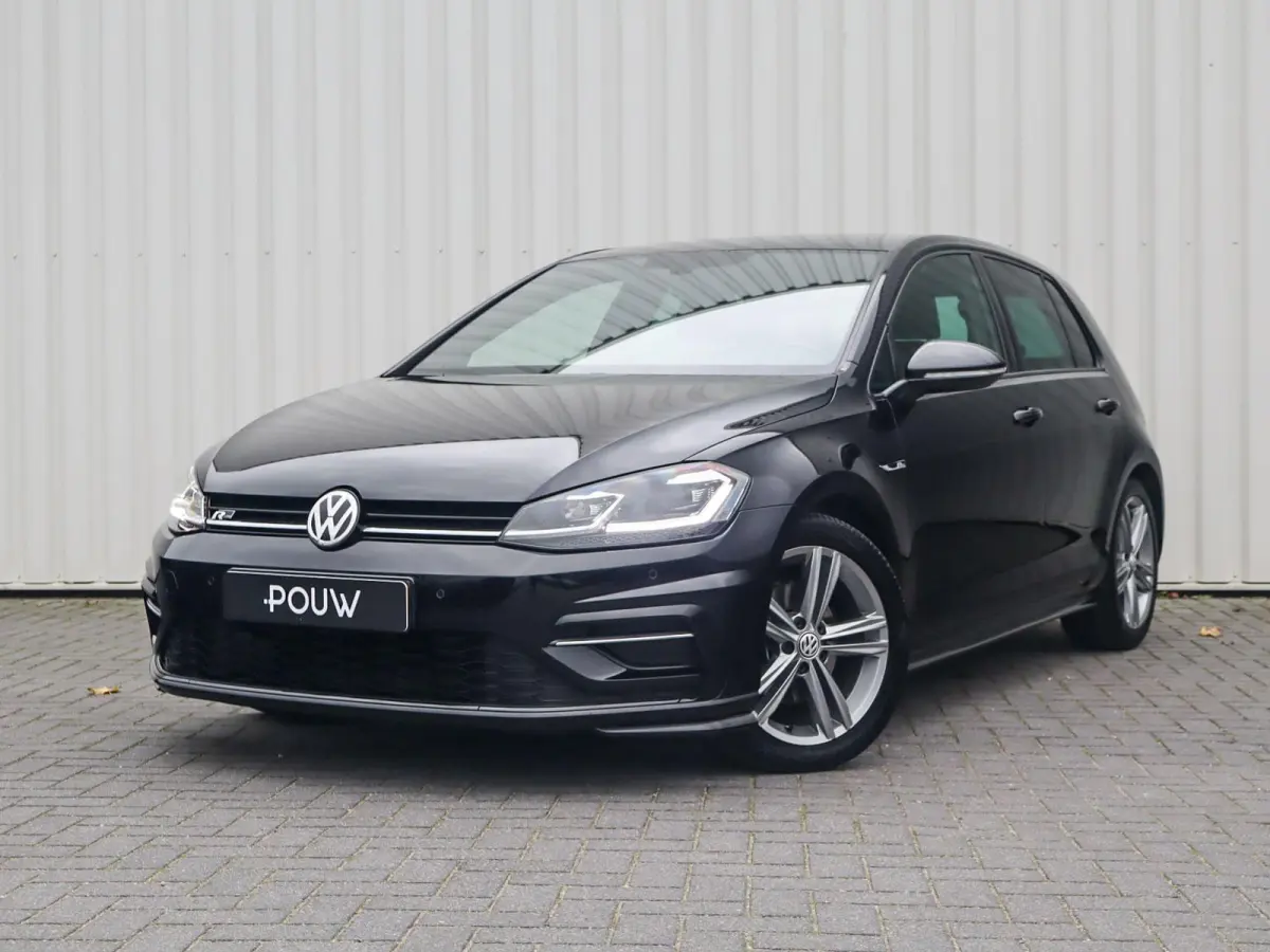 1.5 TSI 150pk DSG Highline Business R | Trekhaak | R Line | Achteruitrijcamera | Navigatie | Cruise control adaptief