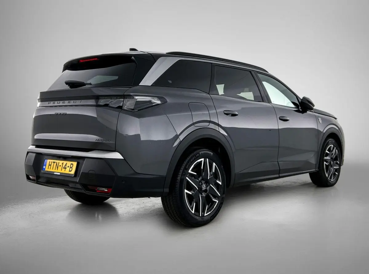 GT 145pk Hybrid Automaat | 1ste eigenaar | 7 persoons | Camera | Electrische klep | Stuur/Stoelverwarming | 19"LMV | Navigatie | AUTOMAAT