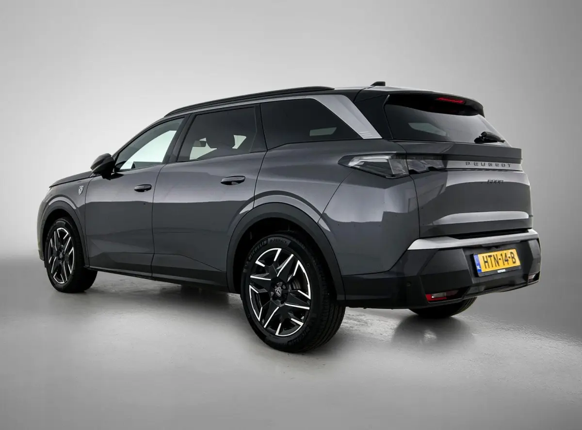 GT 145pk Hybrid Automaat | 1ste eigenaar | 7 persoons | Camera | Electrische klep | Stuur/Stoelverwarming | 19"LMV | Navigatie | AUTOMAAT
