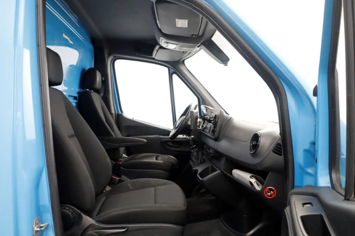 311 CDI 115pk E6 RWD Bakwagen met achterdeuren 2-Persoons 09-2021