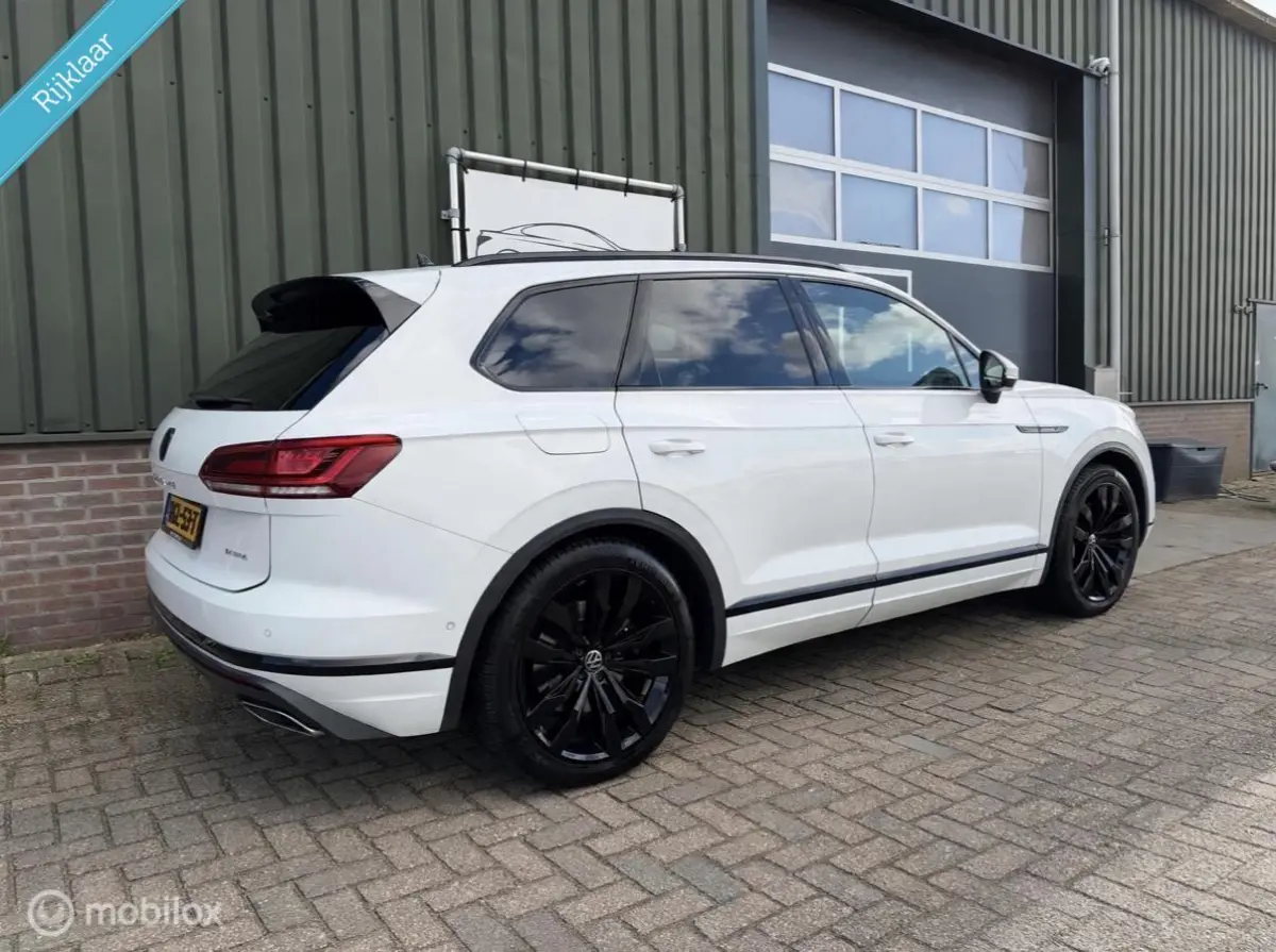 3.0 TSi eHybrid 4MOTION R|Pano|Leder|BTW auto