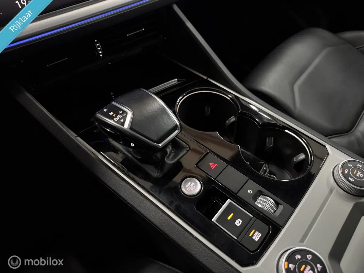 3.0 TSi eHybrid 4MOTION R|Pano|Leder|BTW auto