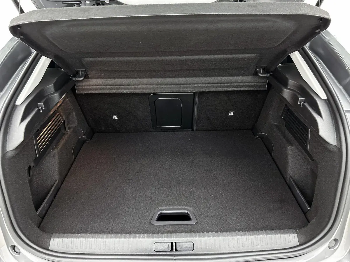 MAX 145pk Hybrid Automaat | 1ste eigenaar | Stoel/Stuur/Voorruitverwarming | Camera 360 graden | Dodehoekdetectie | AUTOMAAT