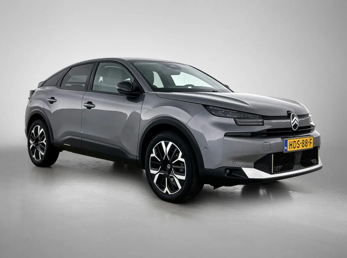 MAX 145pk Hybrid Automaat | 1ste eigenaar | Stoel/Stuur/Voorruitverwarming | Camera 360 graden | Dodehoekdetectie | AUTOMAAT
