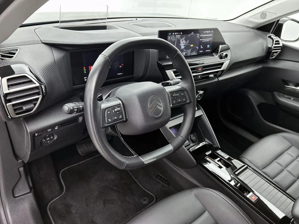 MAX 145pk Hybrid Automaat | 1ste eigenaar | Stoel/Stuur/Voorruitverwarming | Camera 360 graden | Dodehoekdetectie | AUTOMAAT