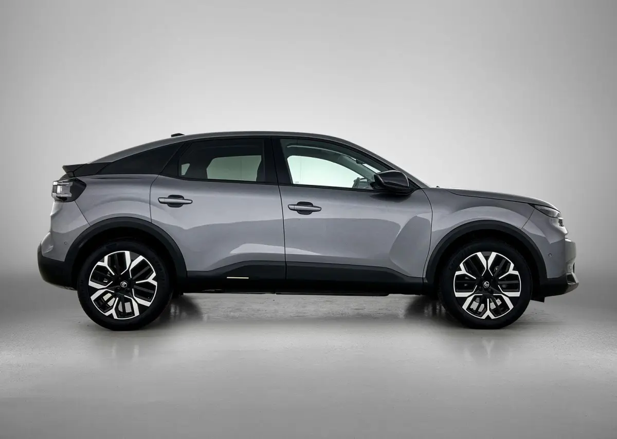 MAX 145pk Hybrid Automaat | 1ste eigenaar | Stoel/Stuur/Voorruitverwarming | Camera 360 graden | Dodehoekdetectie | AUTOMAAT