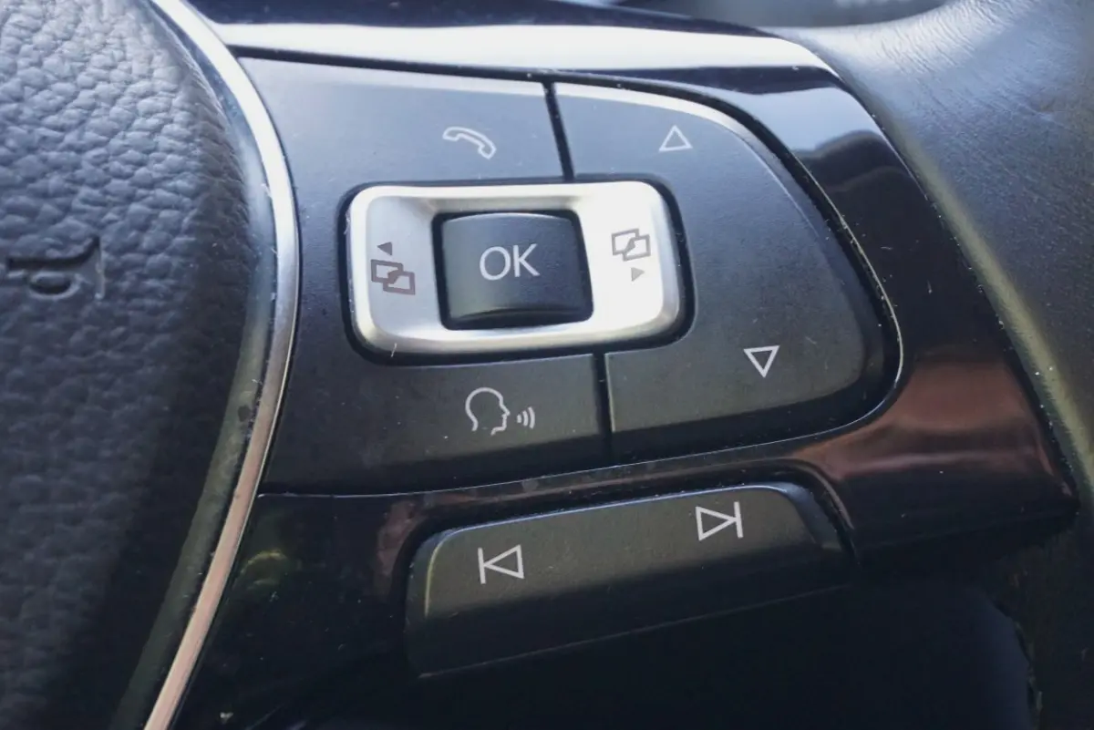 1.0 TSI Sound App-connect/Parkeersensoren!