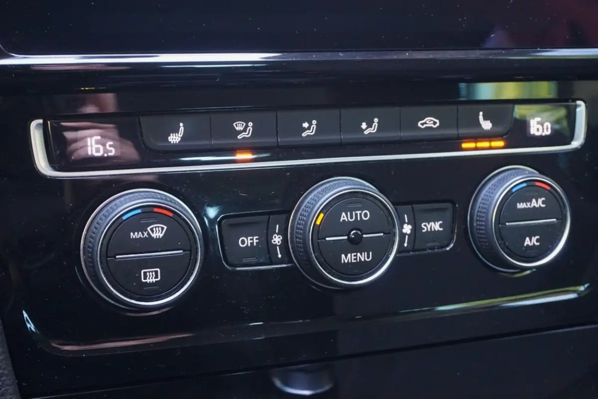 1.0 TSI Sound App-connect/Parkeersensoren!