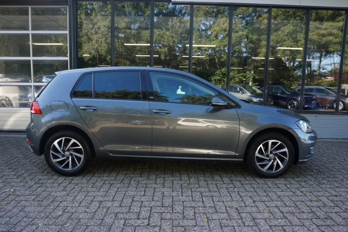 1.0 TSI Sound App-connect/Parkeersensoren!
