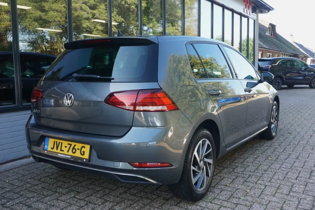 1.0 TSI Sound App-connect/Parkeersensoren!