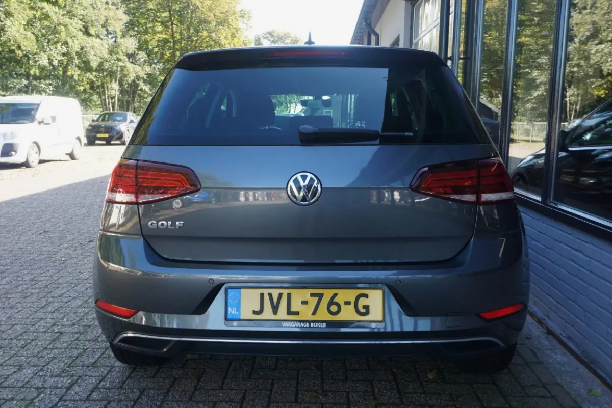 1.0 TSI Sound App-connect/Parkeersensoren!