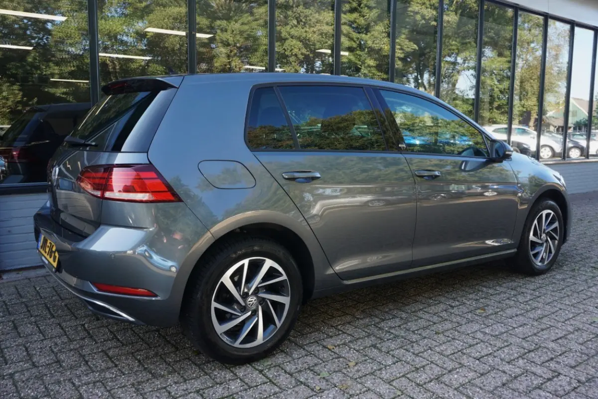 1.0 TSI Sound App-connect/Parkeersensoren!