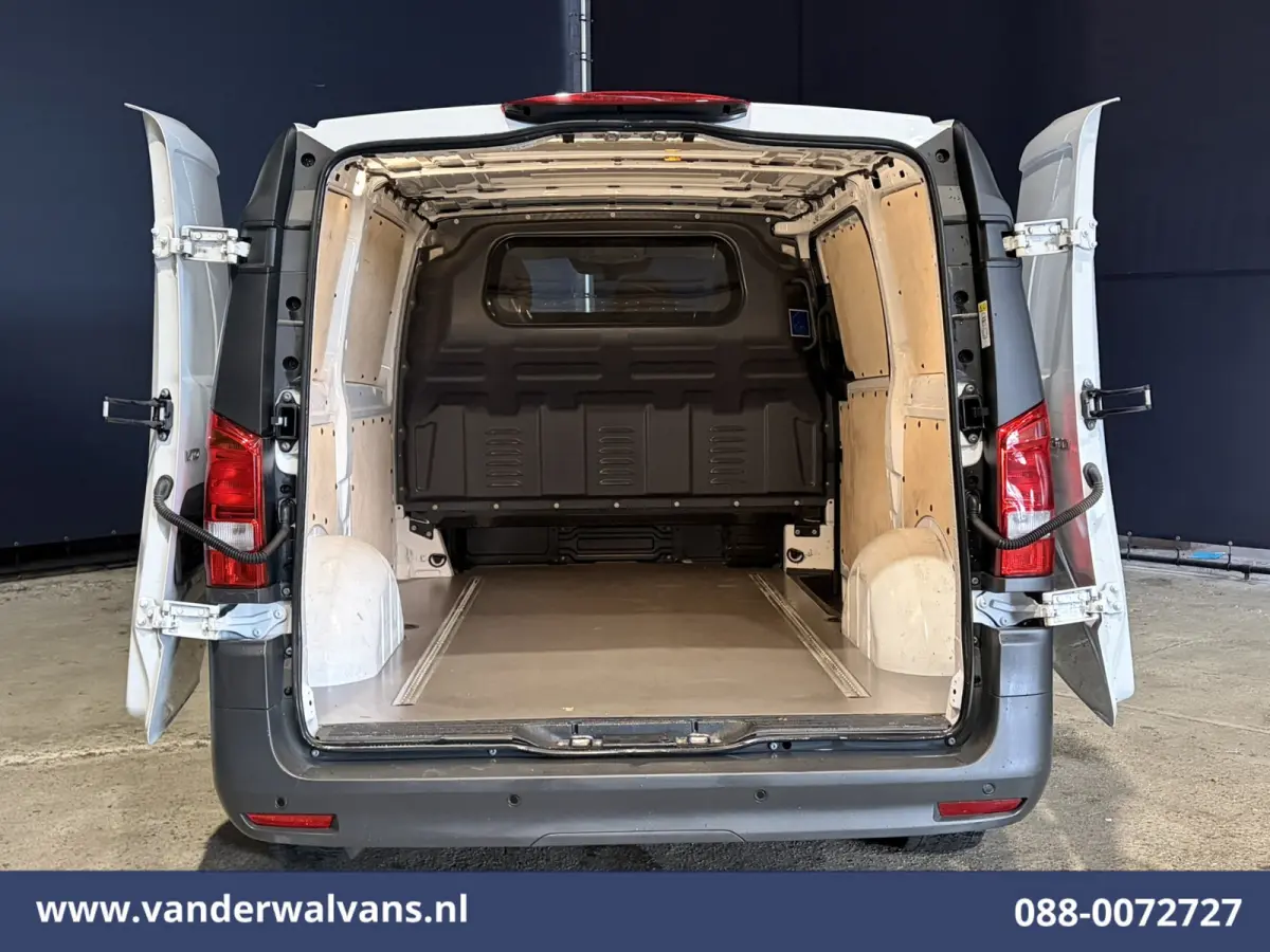 116 CDI 164pk L2H1 Nieuw model Euro6 Airco | Camera | Navigatie | Cruisecontrol Stoelverwarming, Parkeersensoren, 270 Graden Achterdeuren, Bijrijdersbank