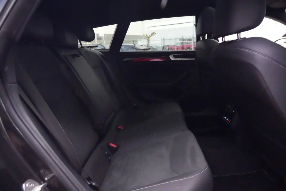 1.4 TSI eHybrid R-Line Business+ | 218 pk | ACC | Massage stoel | 360° camera | Stoel & stuurwiel verwarming | Volkswagen Arteon Shooting Brake R-Line Business+ met 218 PK, een 1.4-liter vi