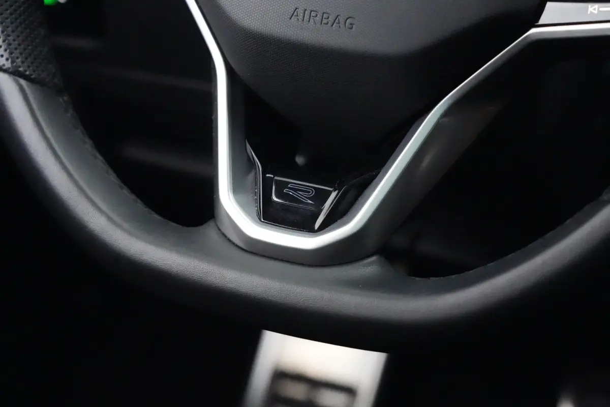 1.4 TSI eHybrid R-Line Business+ | 218 pk | ACC | Massage stoel | 360° camera | Stoel & stuurwiel verwarming | Volkswagen Arteon Shooting Brake R-Line Business+ met 218 PK, een 1.4-liter vi
