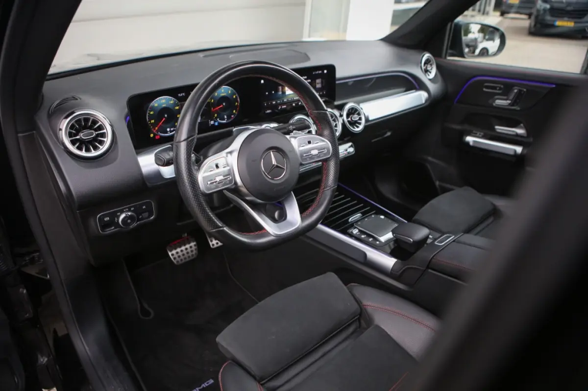 180 Bns Solut. AMG | Pano | Sfeerverlichting | Carplay | Android Auto |