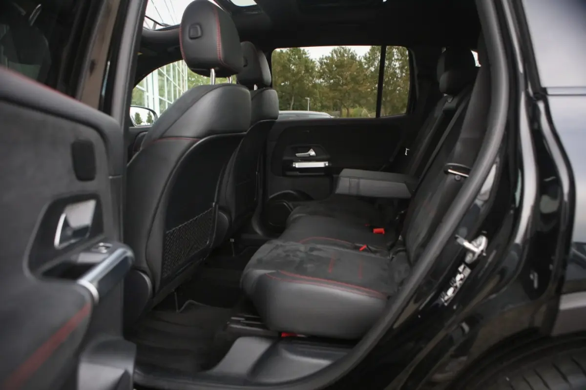 180 Bns Solut. AMG | Pano | Sfeerverlichting | Carplay | Android Auto |