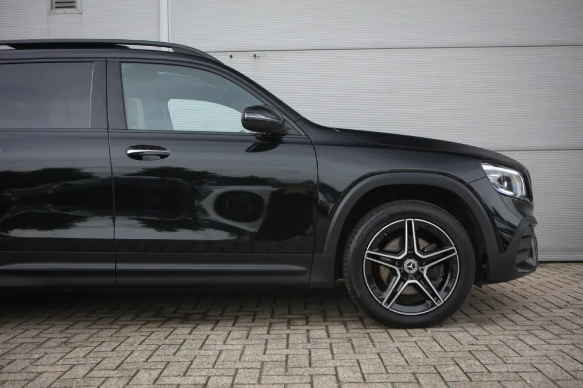 180 Bns Solut. AMG | Pano | Sfeerverlichting | Carplay | Android Auto |