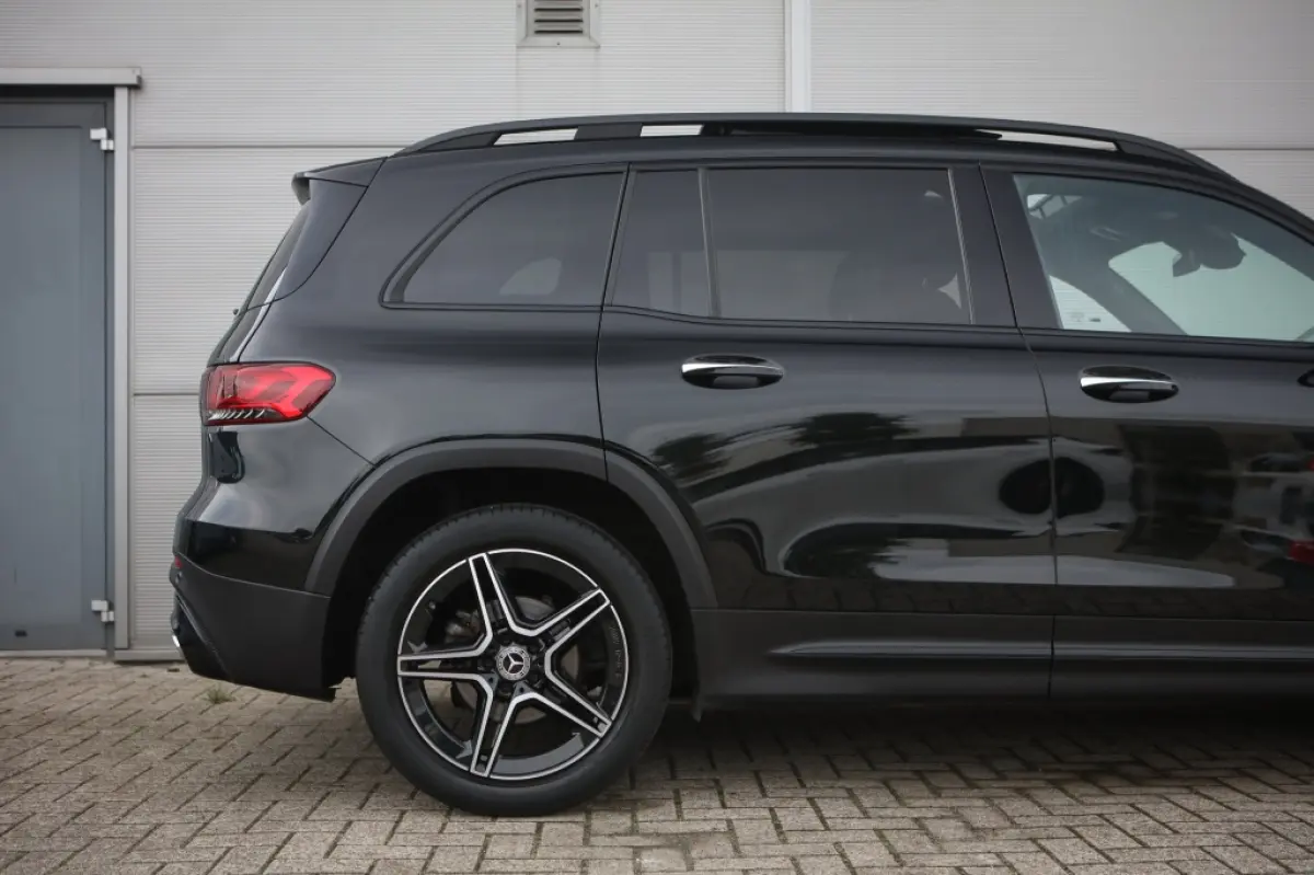 180 Bns Solut. AMG | Pano | Sfeerverlichting | Carplay | Android Auto |