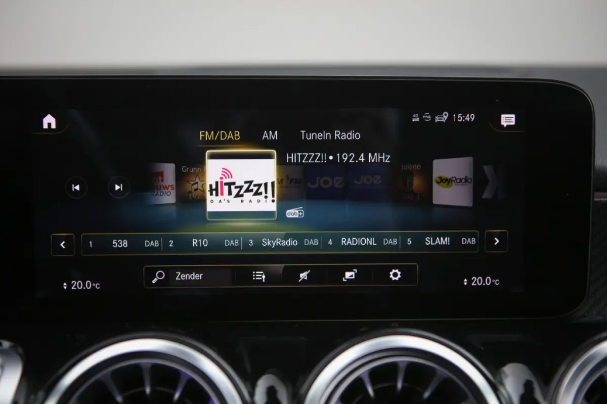 180 Bns Solut. AMG | Pano | Sfeerverlichting | Carplay | Android Auto |