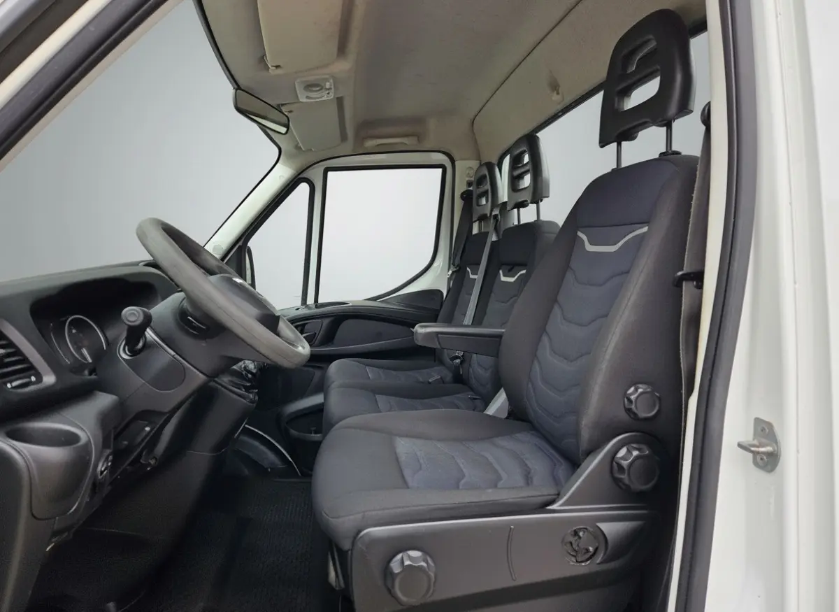 35S14 Airco Cruise control 4,24 lengte laadbak Trekhaak 3500 Kg
