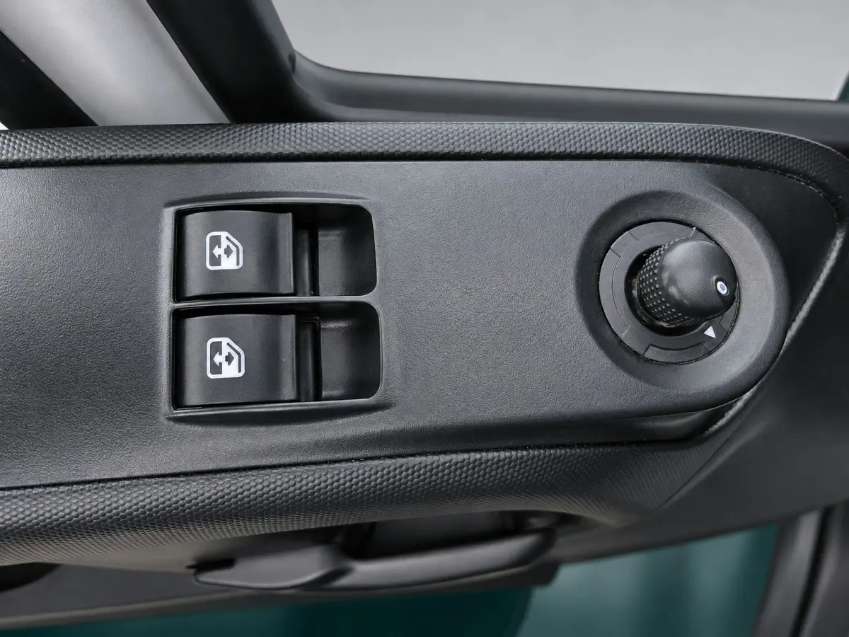 35S14 Airco Cruise control 4,24 lengte laadbak Trekhaak 3500 Kg