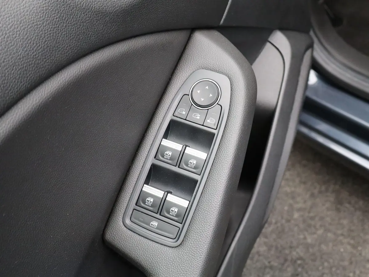 TCe 100 Intens | Navigatie | Climate Control |