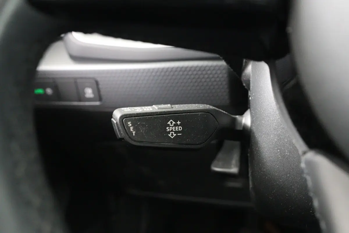 25 TFSI Pro Line | 1e Eigenaar! | Navi By App | Cruise Control | Airco | Lichtmetalen Velgen | Virtual | DAB