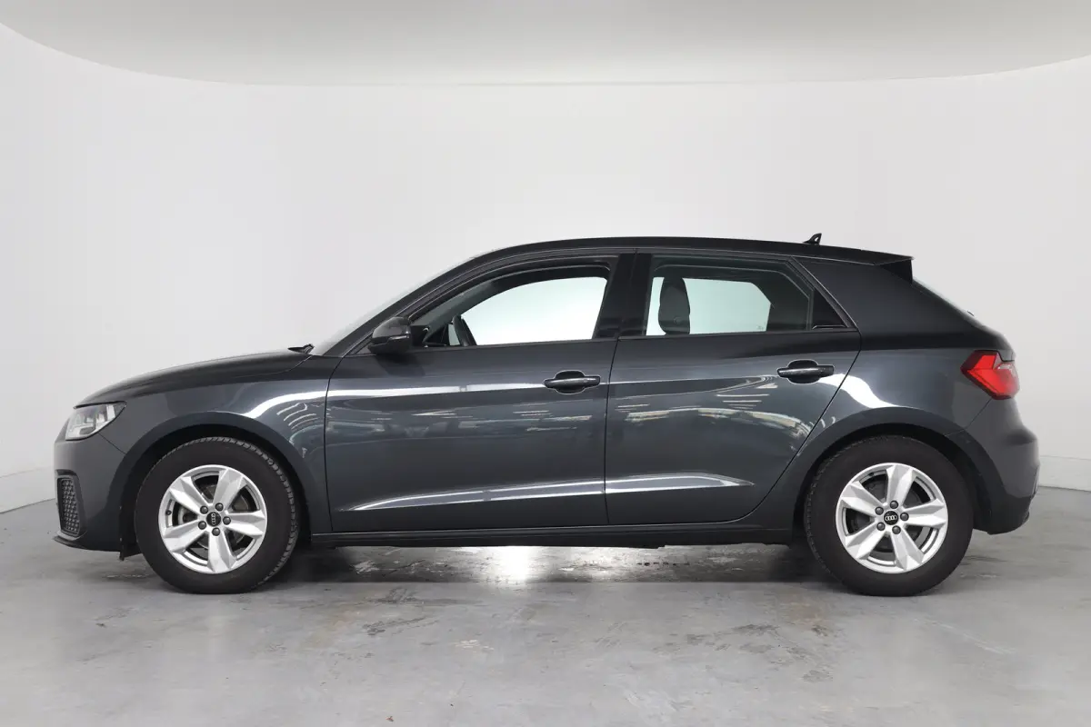 25 TFSI Pro Line | 1e Eigenaar! | Navi By App | Cruise Control | Airco | Lichtmetalen Velgen | Virtual | DAB