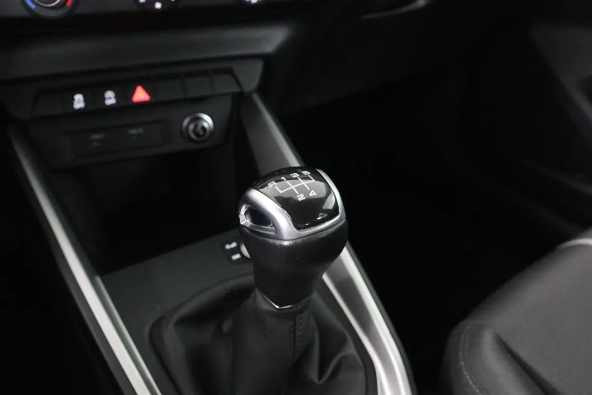 25 TFSI Pro Line | 1e Eigenaar! | Navi By App | Cruise Control | Airco | Lichtmetalen Velgen | Virtual | DAB