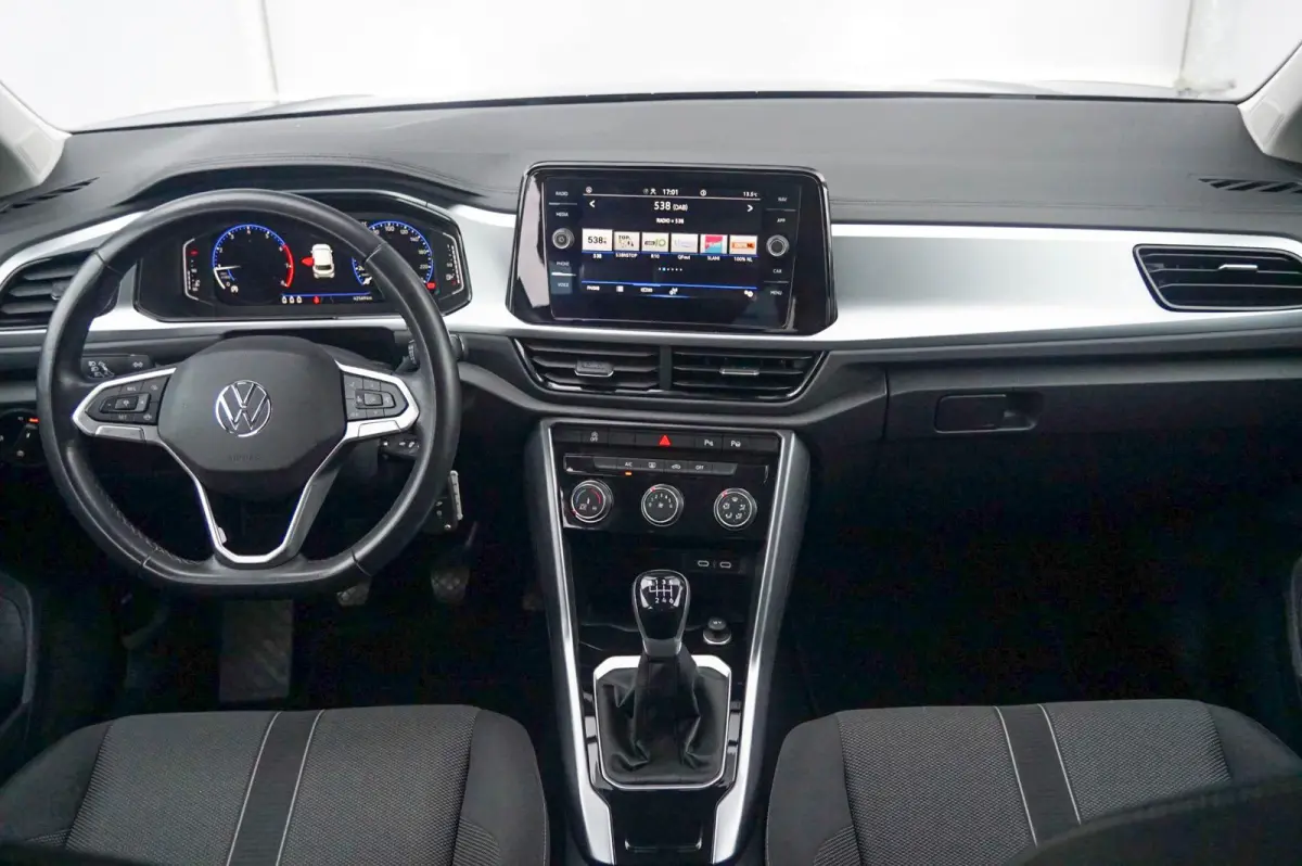 1.0 TSI 110pk Life 75 Edition | Achteruitrijcamera | Apple Carplay & Android Auto | Adaptive Cruise