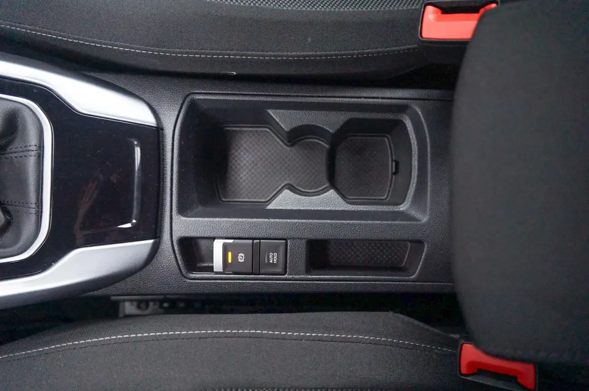 1.0 TSI 110pk Life 75 Edition | Achteruitrijcamera | Apple Carplay & Android Auto | Adaptive Cruise