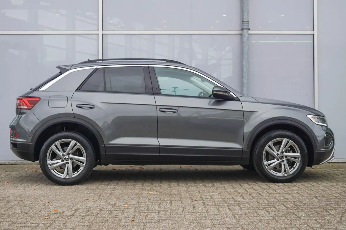 1.0 TSI 110pk Life 75 Edition | Achteruitrijcamera | Apple Carplay & Android Auto | Adaptive Cruise