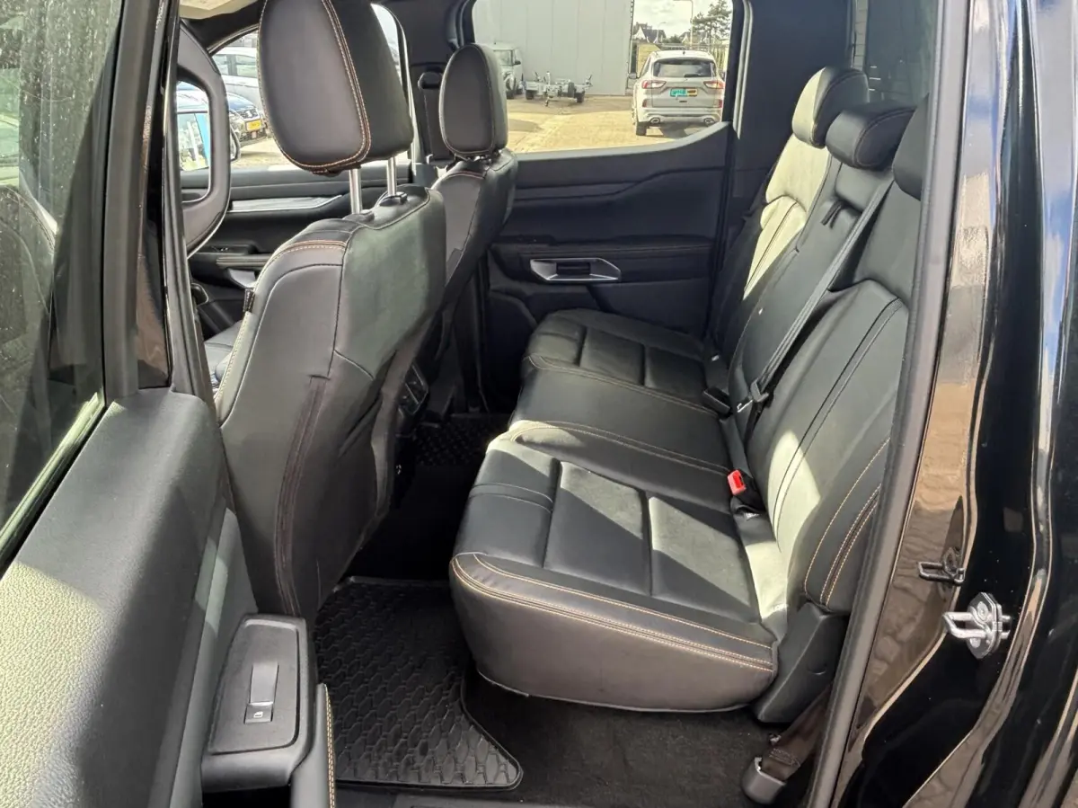 2.3 PHEV Wildtrak Automaat 280PK EX. BTW/Incl. BPM Trekhaak Elek. Rolhoes Adaptive Cruise Blind-Spot Stoel/Stuurverwarming *3500KG Trekgewicht*