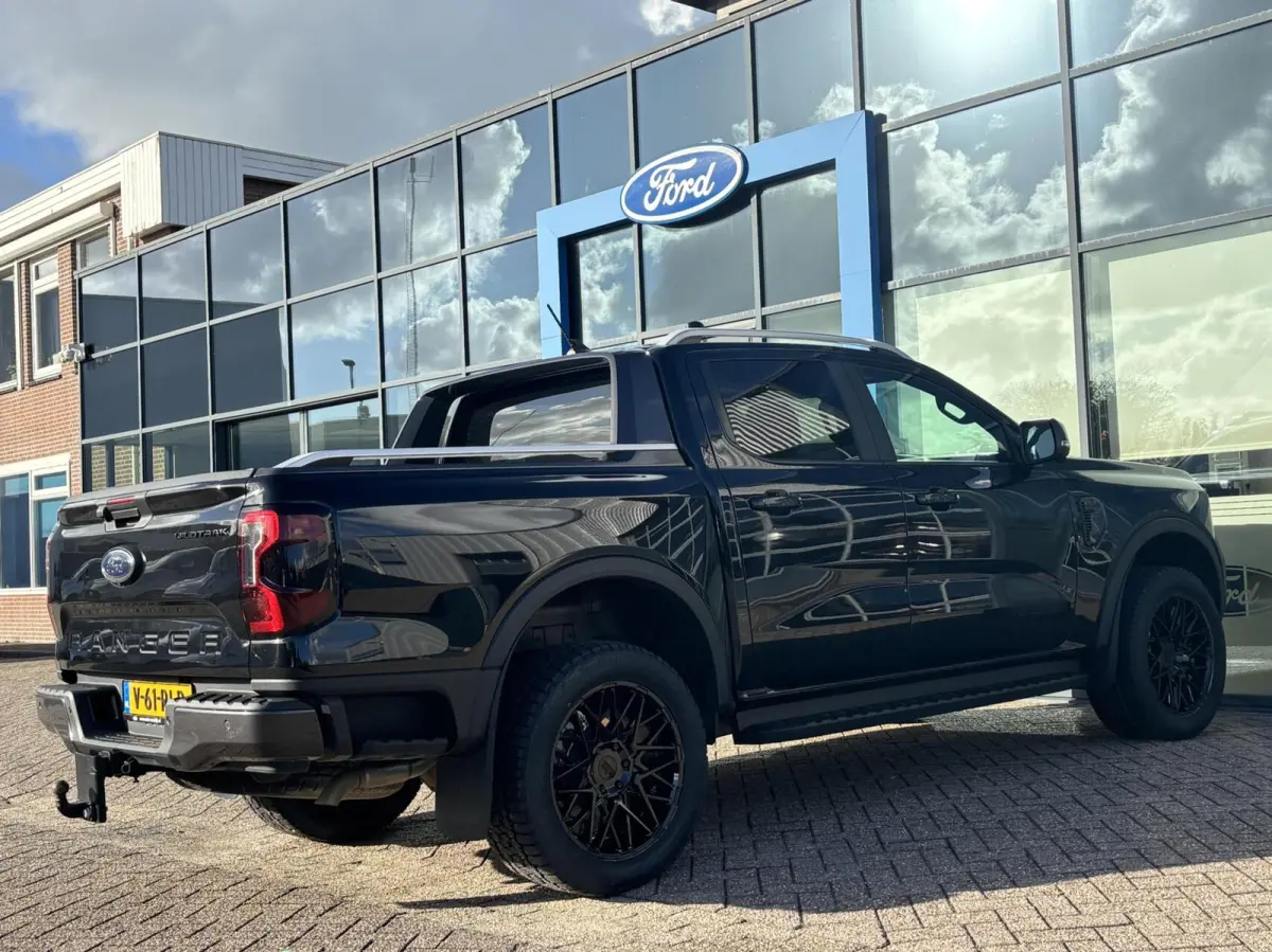 2.3 PHEV Wildtrak Automaat 280PK EX. BTW/Incl. BPM Trekhaak Elek. Rolhoes Adaptive Cruise Blind-Spot Stoel/Stuurverwarming *3500KG Trekgewicht*
