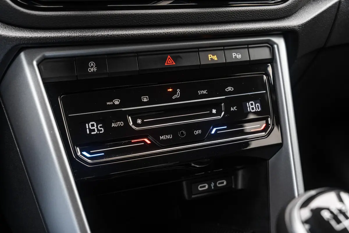 1.0 TSI 110pk Life | Trekhaak | Navigatie | CarPlay/Android Auto | Camera Achter