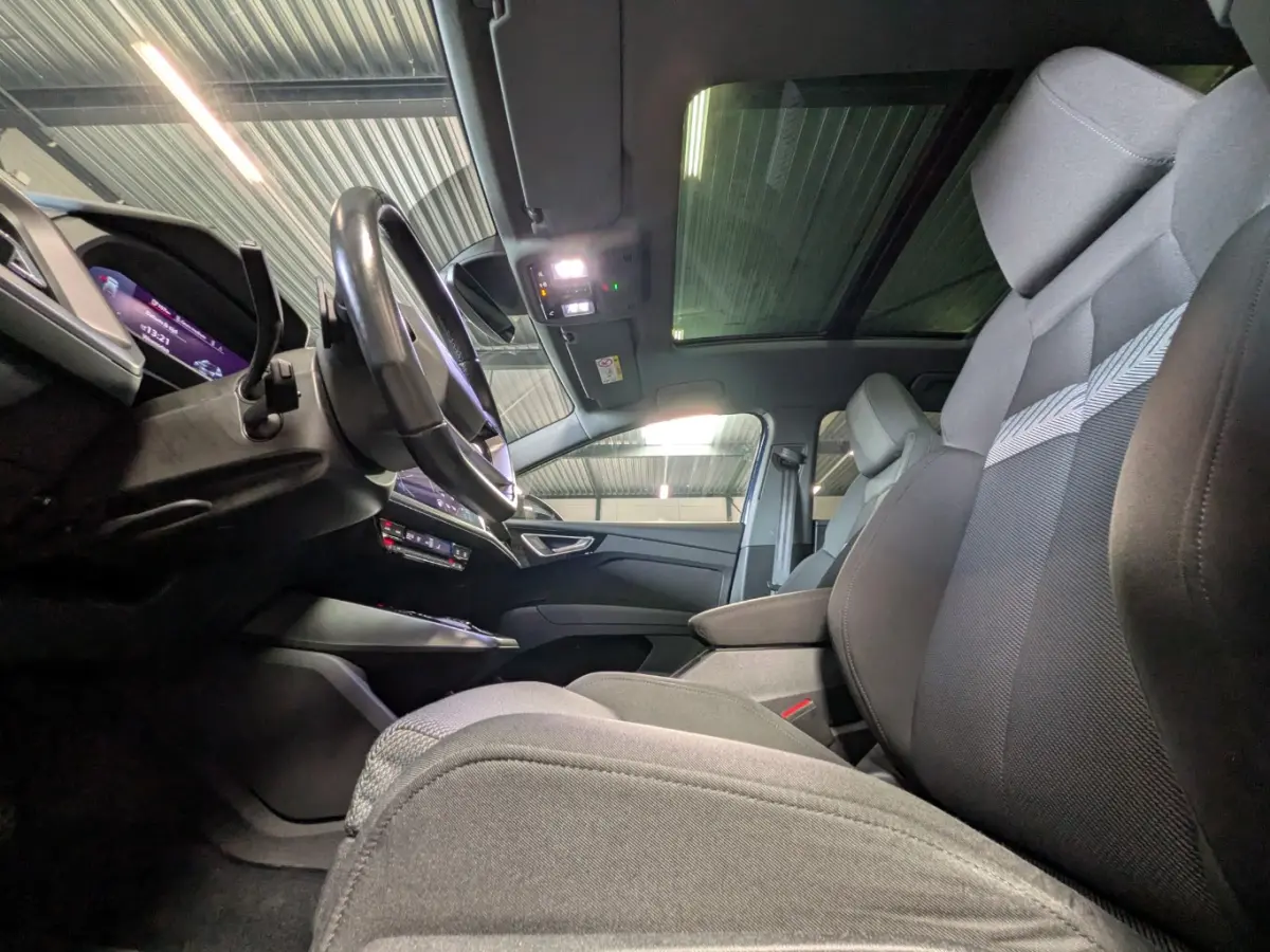 35 Launch edition Advanced Plus 55 kWh | NL-AUTO! | 1E EIGENAAR! | ADAPTIVE CRUISE | PANODAK | LANE ASSIST | STOELVERWARMING | PARK SENS V+A | LED