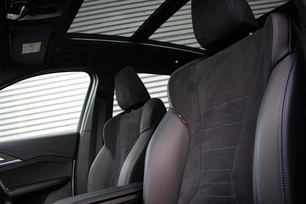 xDrive30 67 kWh // 99,2% SoH | M-Sport | Panoramadak | Harman Kardon | HUD | 360 CAM | Massage| Elek. + Memory | Sfeerverlichting