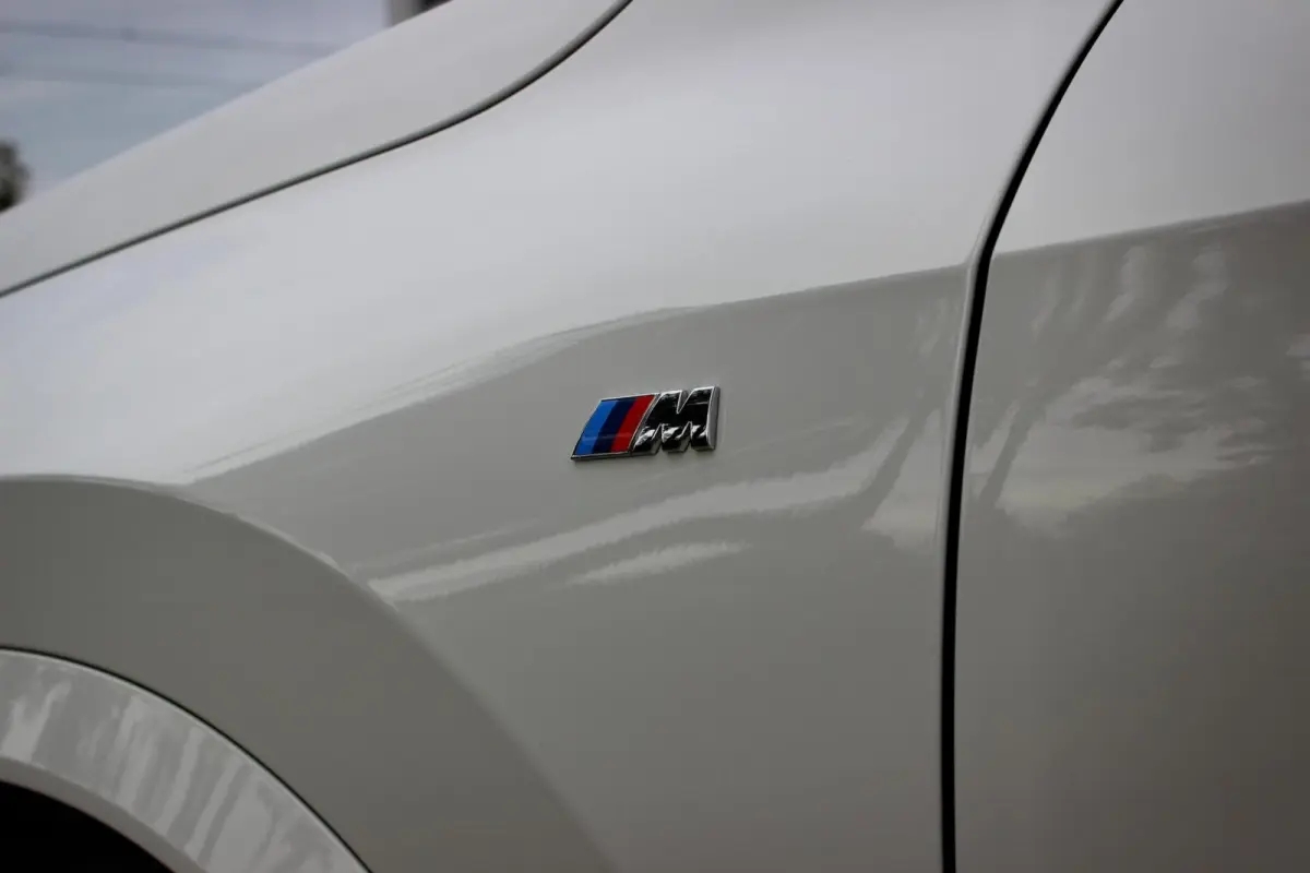 xDrive30 67 kWh // 99,2% SoH | M-Sport | Panoramadak | Harman Kardon | HUD | 360 CAM | Massage| Elek. + Memory | Sfeerverlichting