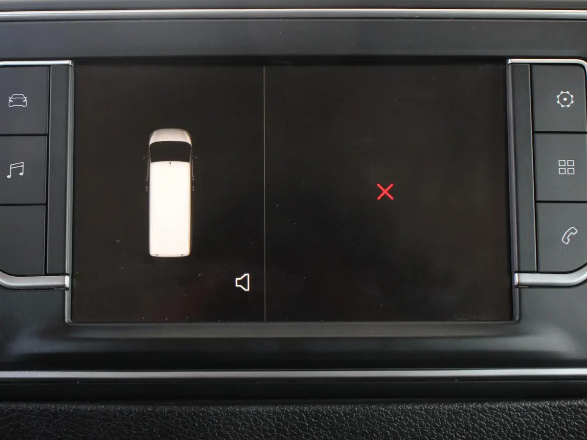 1.5 CDTI L3H1 9persoons PERSONENBUS Prijs is incl. BTW/BPM Climate control Cruise control Radio Apple Carplay/ Android Auto