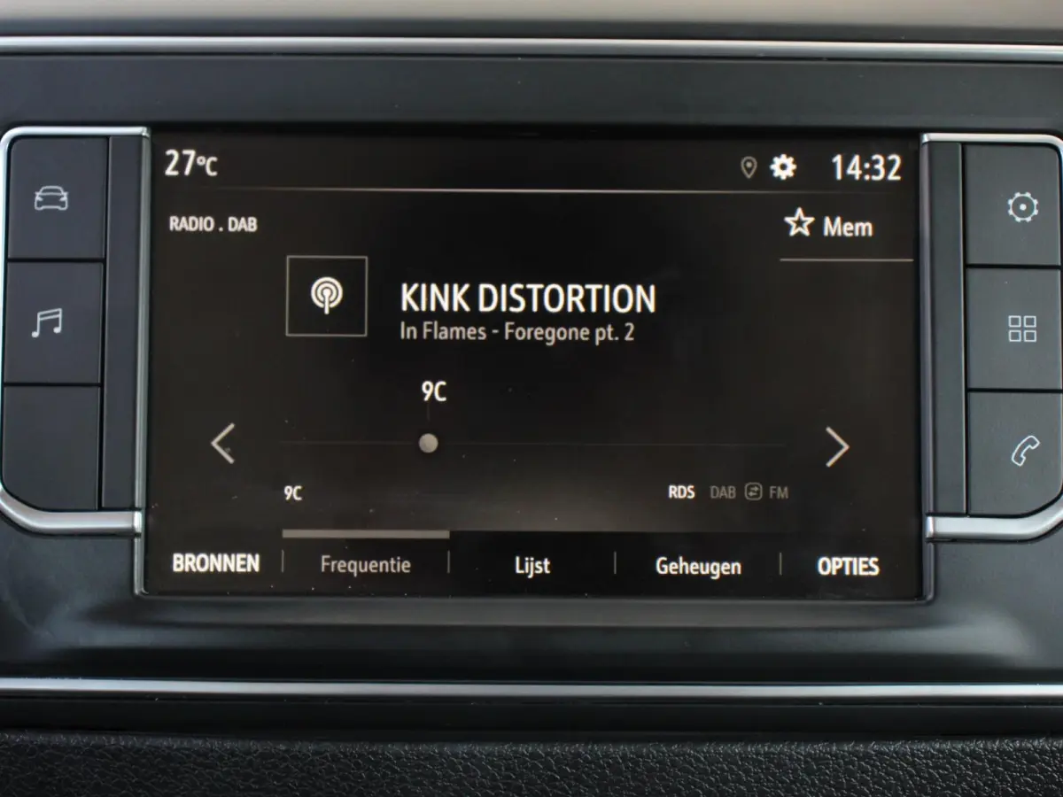 1.5 CDTI L3H1 9persoons PERSONENBUS Prijs is incl. BTW/BPM Climate control Cruise control Radio Apple Carplay/ Android Auto