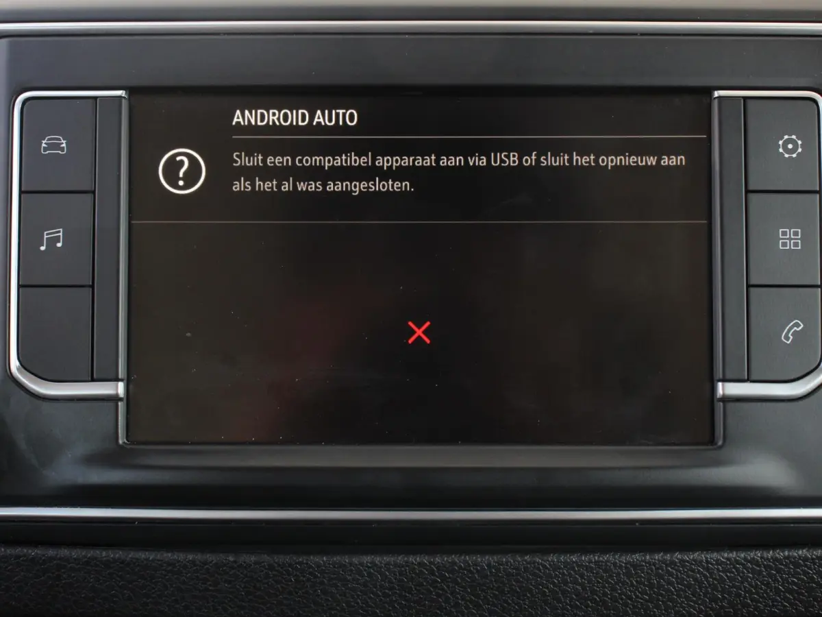 1.5 CDTI L3H1 9persoons PERSONENBUS Prijs is incl. BTW/BPM Climate control Cruise control Radio Apple Carplay/ Android Auto
