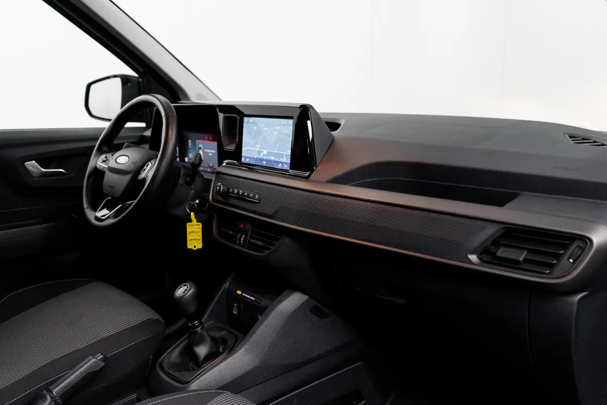 1.5 EcoBlue Trend | Navi | Winterpack | Camera | Clima | Cruise Adaptive | Parkeersensoren V+A | BLIS