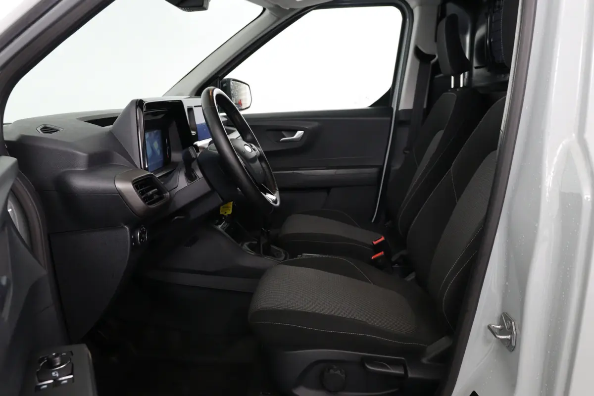 1.5 EcoBlue Trend | Navi | Winterpack | Camera | Clima | Cruise Adaptive | Parkeersensoren V+A | BLIS
