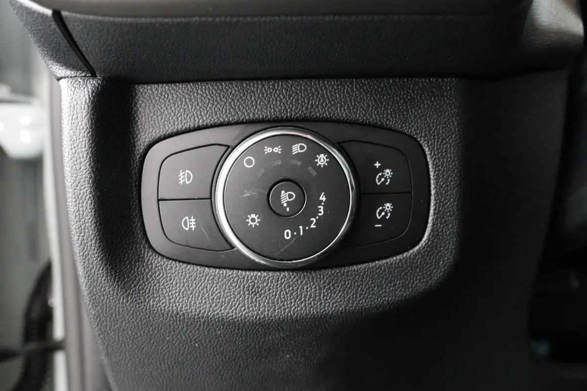 1.5 EcoBlue Trend | Navi | Winterpack | Camera | Clima | Cruise Adaptive | Parkeersensoren V+A | BLIS