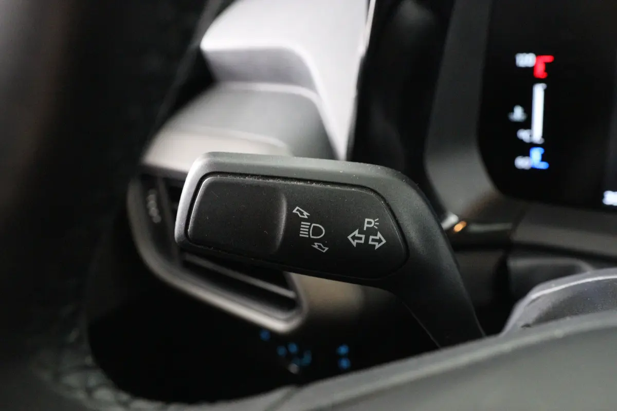 1.5 EcoBlue Trend | Navi | Winterpack | Camera | Clima | Cruise Adaptive | Parkeersensoren V+A | BLIS